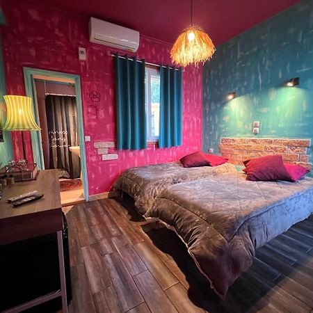 Antares Boutique Guesthouse Perama  Extérieur photo