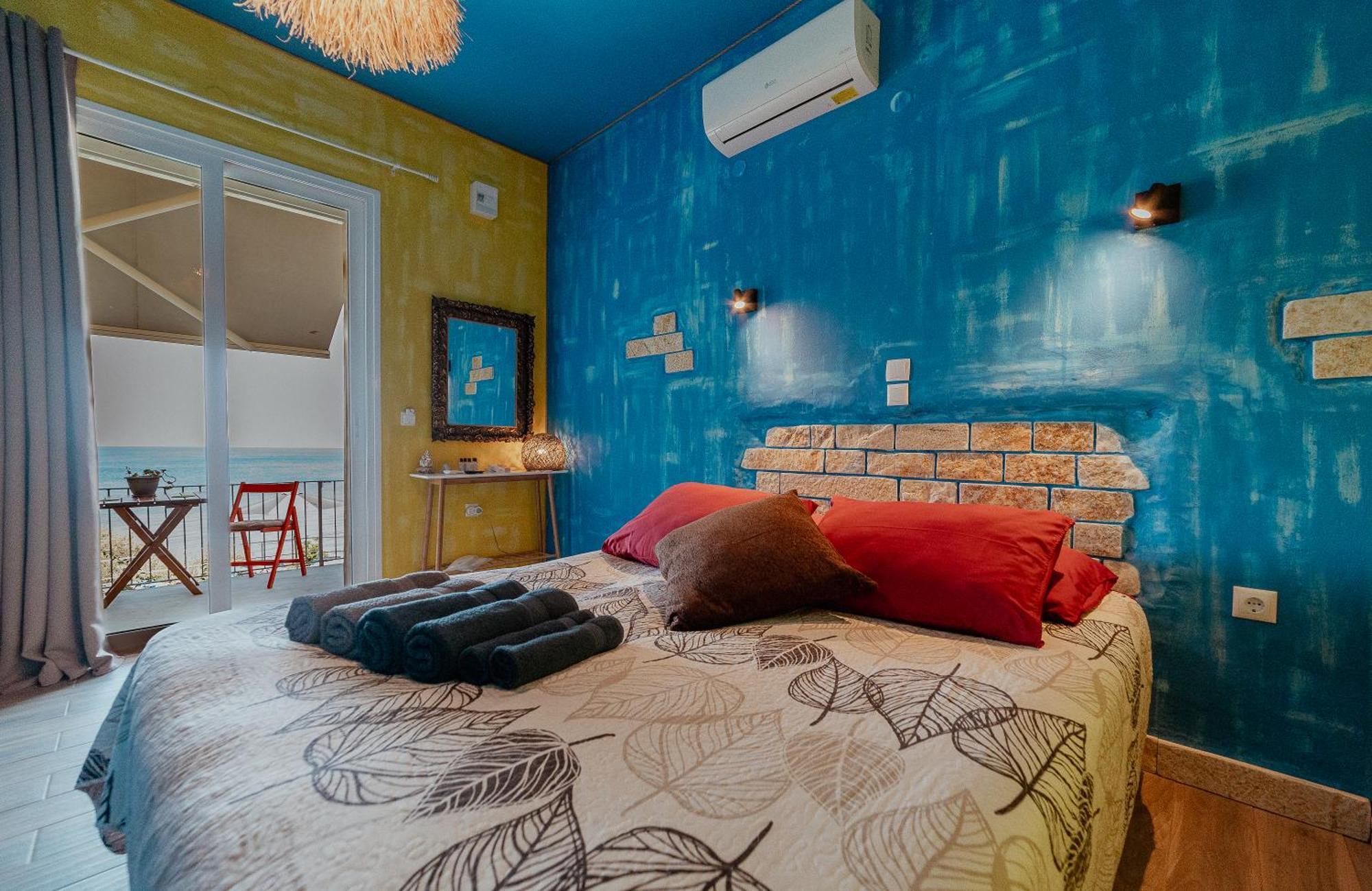 Antares Boutique Guesthouse Perama  Extérieur photo