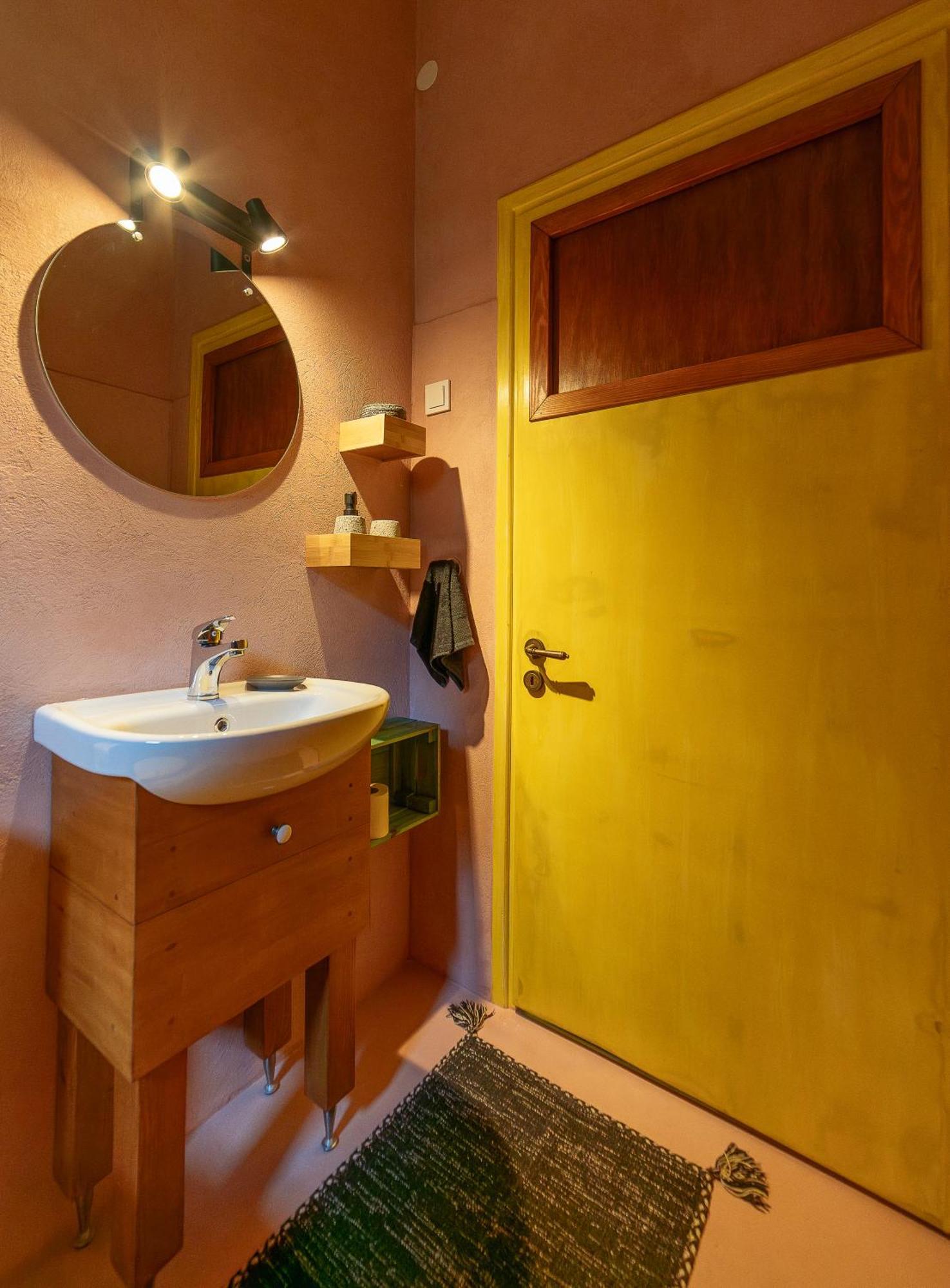 Antares Boutique Guesthouse Perama  Extérieur photo